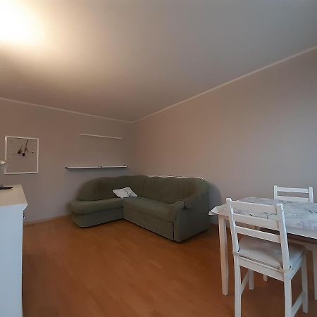 Kawalerka Blisko Plazy Gdansk Przymorze Apartment Exterior photo